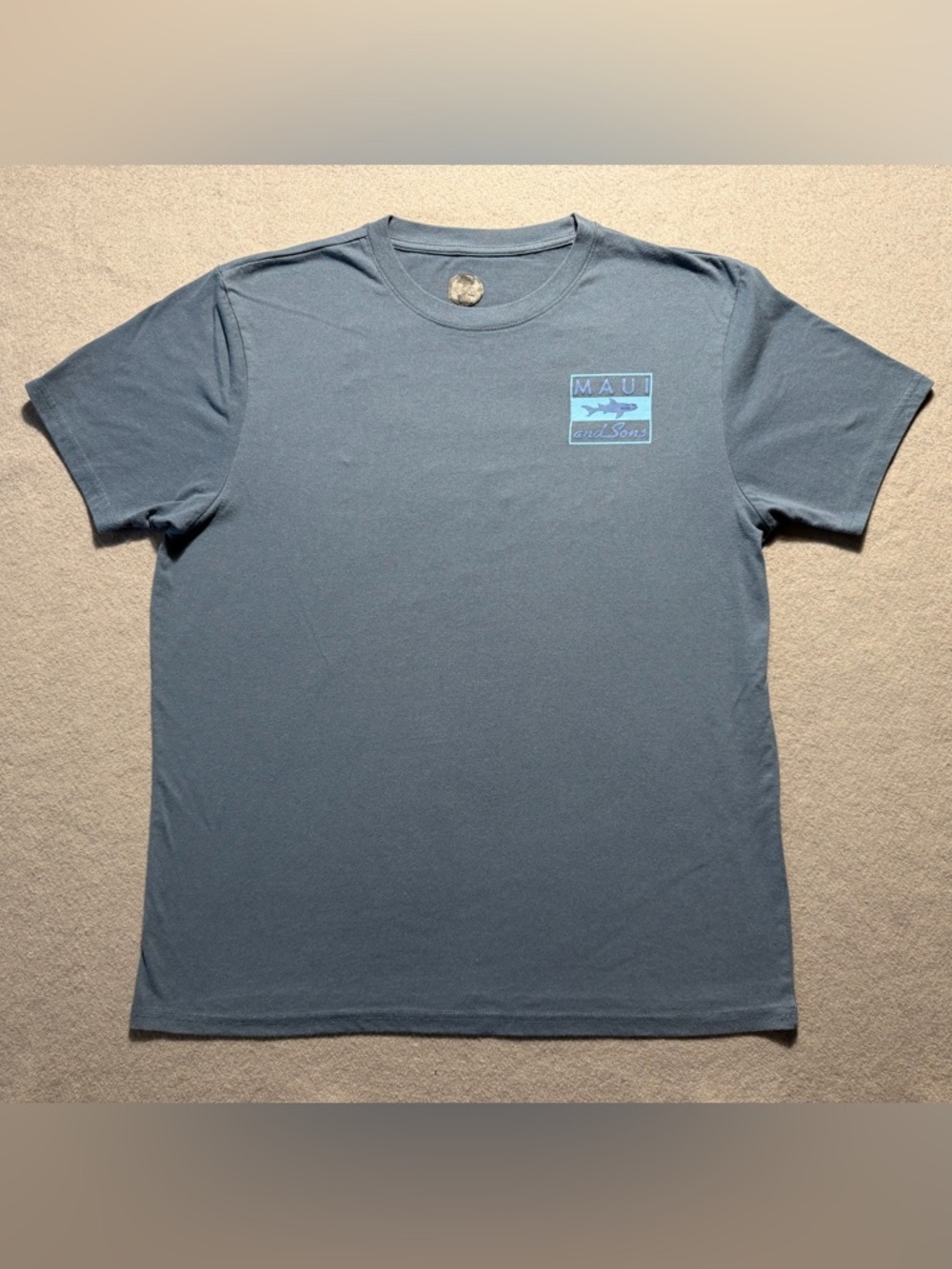 Maui & Sons Mens Large Blue Graphic T-Shirt Surf Skate Shark Logo Back Print Tee